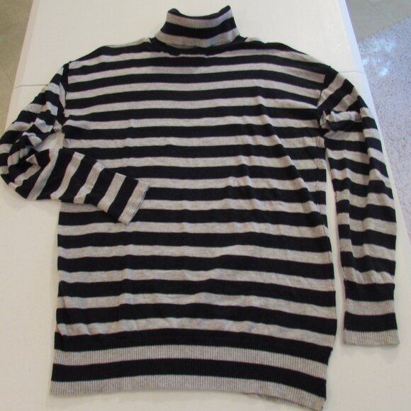 Banana Republic Super Soft "Cashmere-Like Cotton" Blue/Gray Stripe Turtleneck - Picture 2 of 16